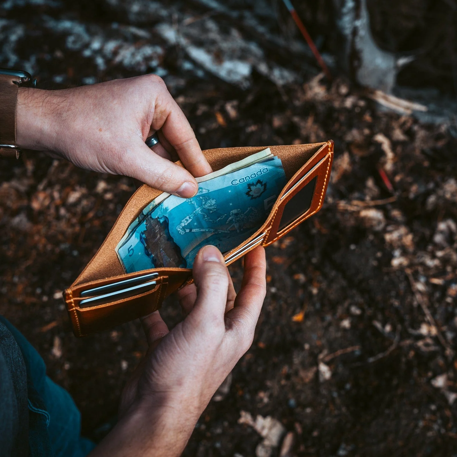 Leather Trifold Wallet - Image 21