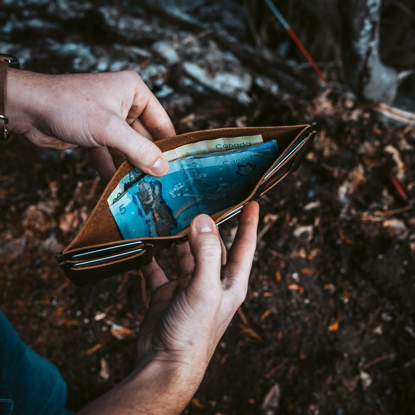 Leather Trifold Wallet - Image 41